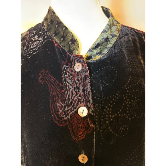 KOOS of Course! | Floral Velvet Silk Blend Tunic Top | 1X - Picture 6 of 14